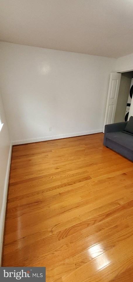1103 16th St Ne #B - Photo 4 of 32