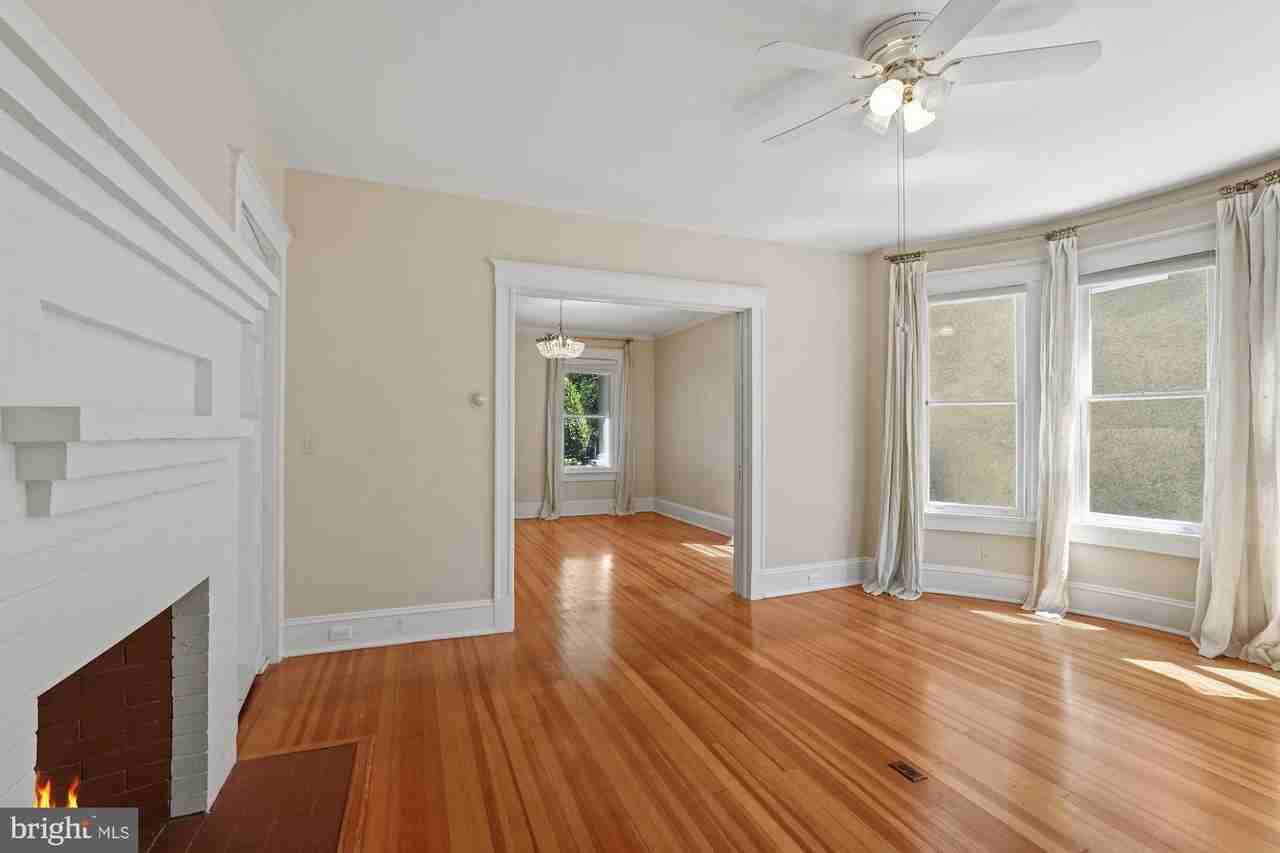 5602 39th St Nw - Photo 7 of 34