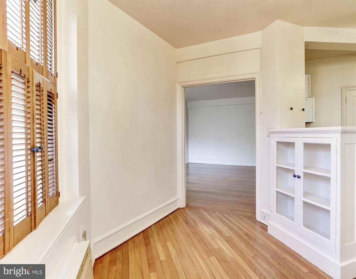 4701 Connecticut Ave Nw #300 - Photo 6 of 18