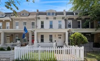 706 Longfellow St Nw - Photo 1 of 1