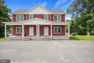 122 N West St #B - Photo 1 of 1