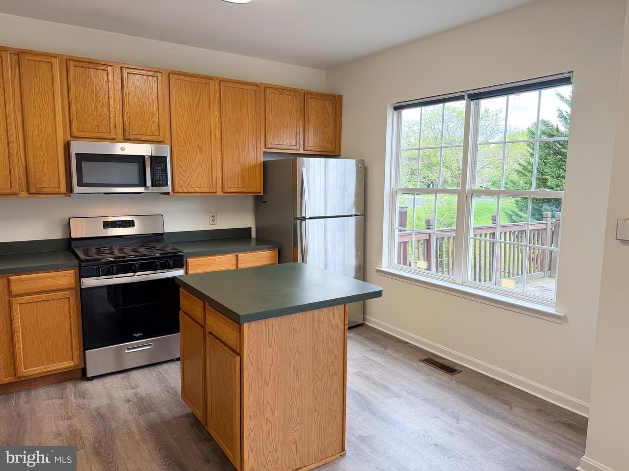 99 Highland Cir - Photo 5 of 27