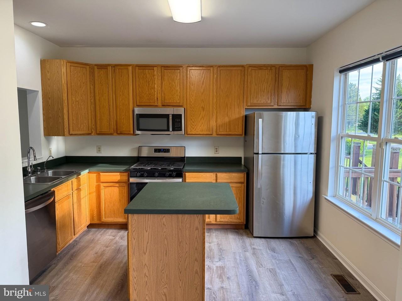 99 Highland Cir - Photo 6 of 27