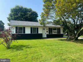 featured image of 211 N Brownleaf Rd