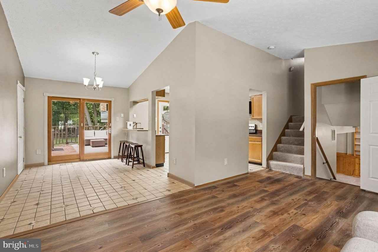 204 Kentucky Ave - Photo 4 of 24