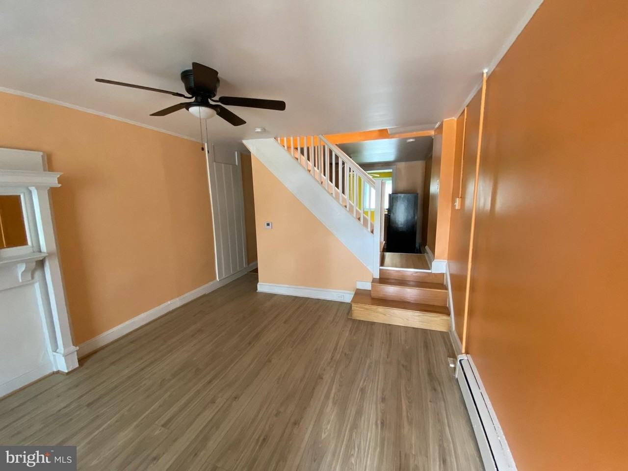 613 E 30th St - Photo 3 of 22