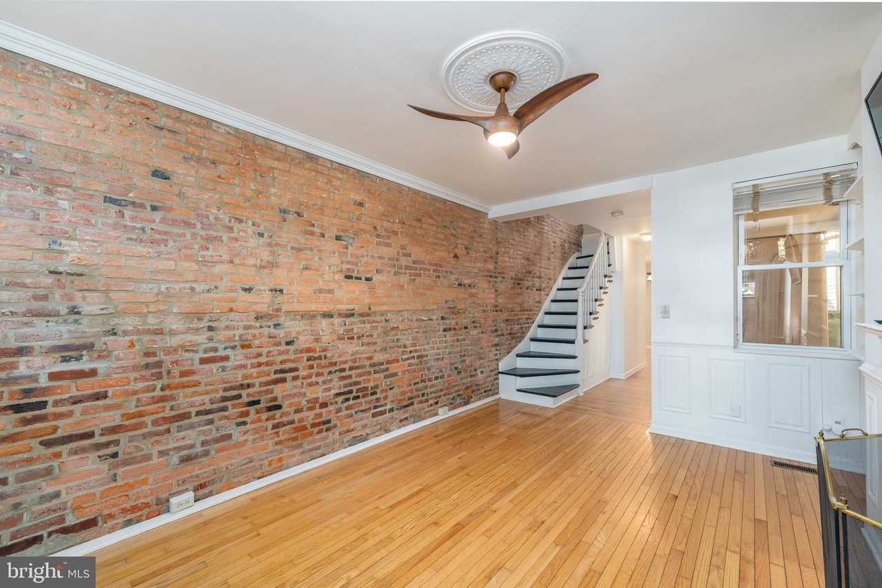 306 S Washington St - Photo 4 of 29