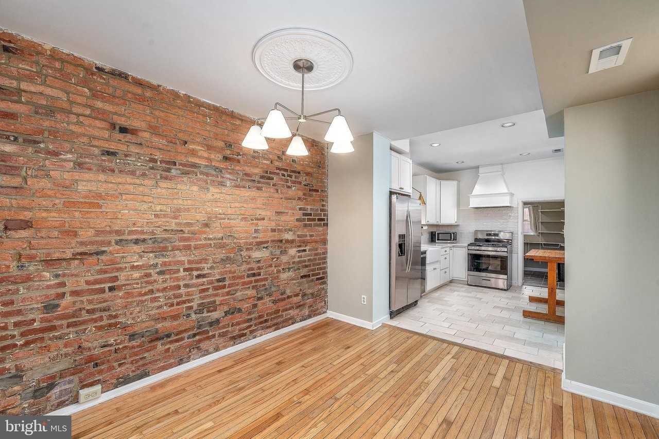 306 S Washington St - Photo 7 of 29