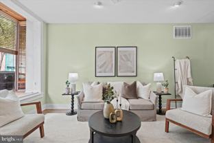 211 Penn St - Photo 1 of 1