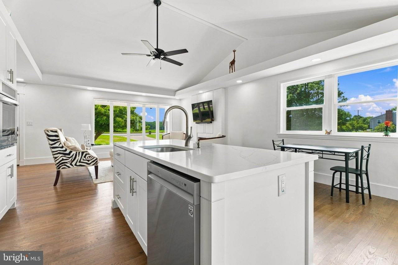3608 Sweet Air Rd - Photo 7 of 41