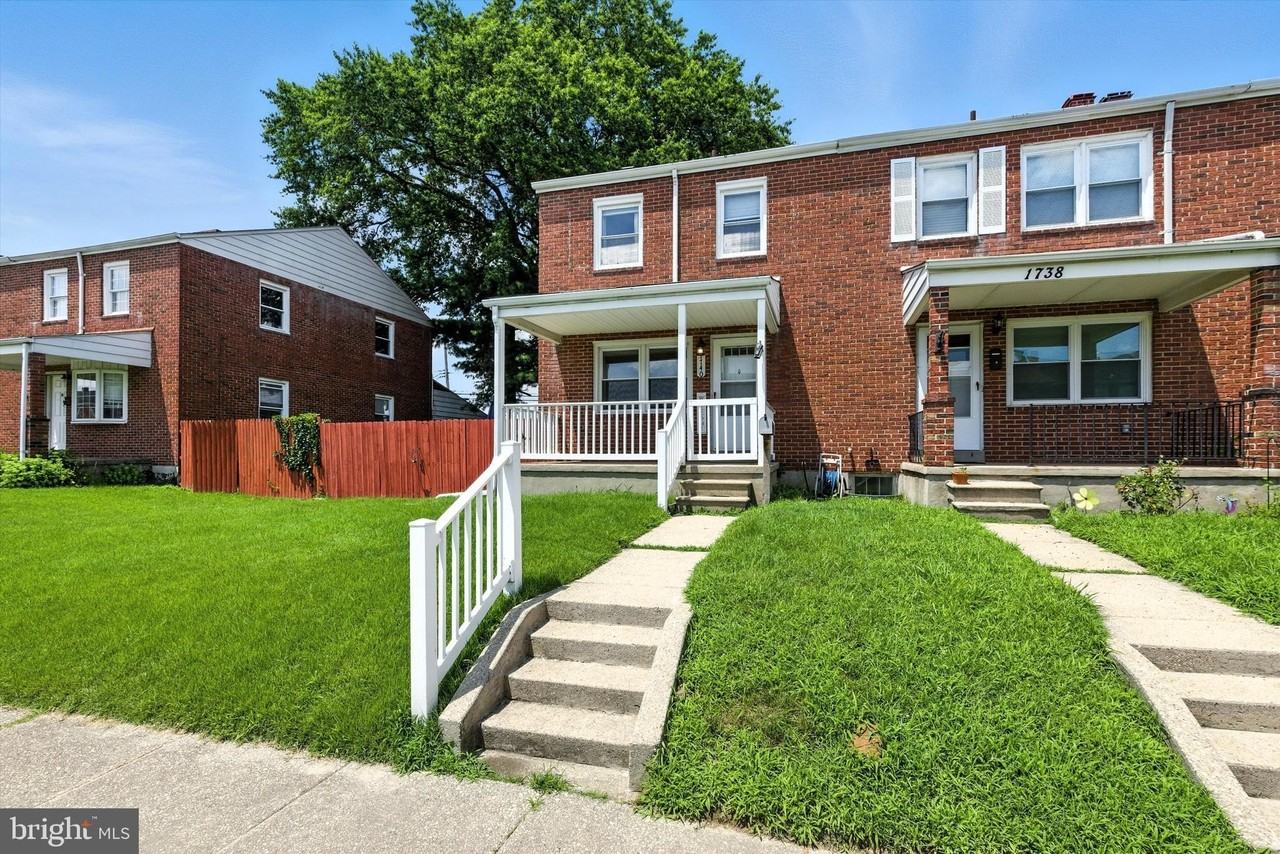 1740 Stokesley Rd - Photo 2 of 24