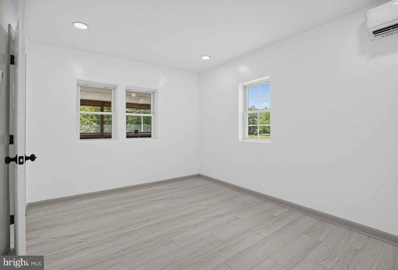 6370 Raymond Augustus Pl - Photo 7 of 15