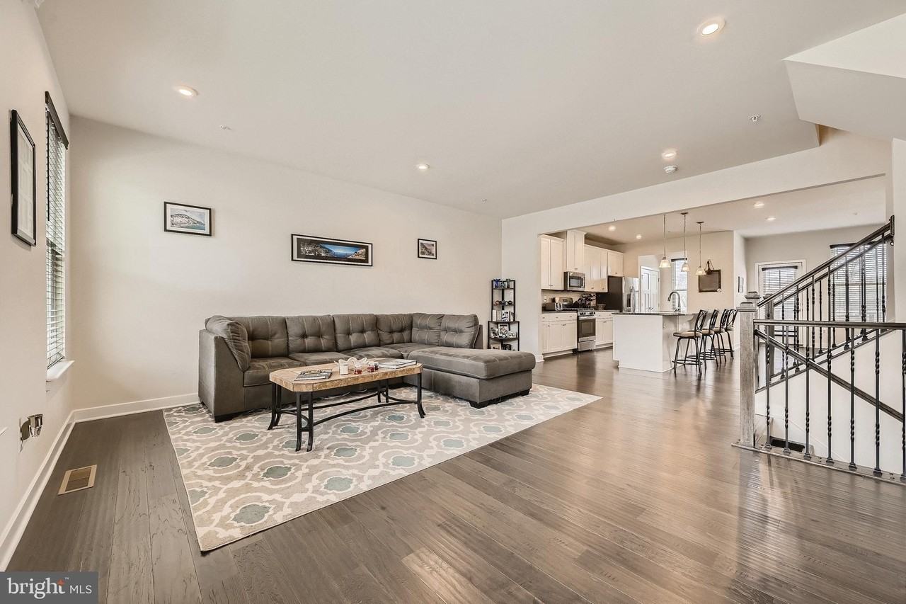 737 Iron Gate Rd - Photo 5 of 27