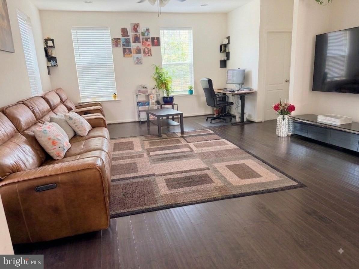 7701 Ken Dannager Ct - Photo 7 of 29