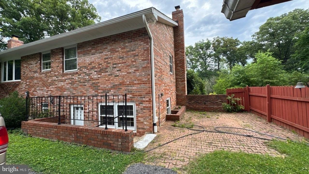 5157 Bonnie Acres Dr - Photo 3 of 28