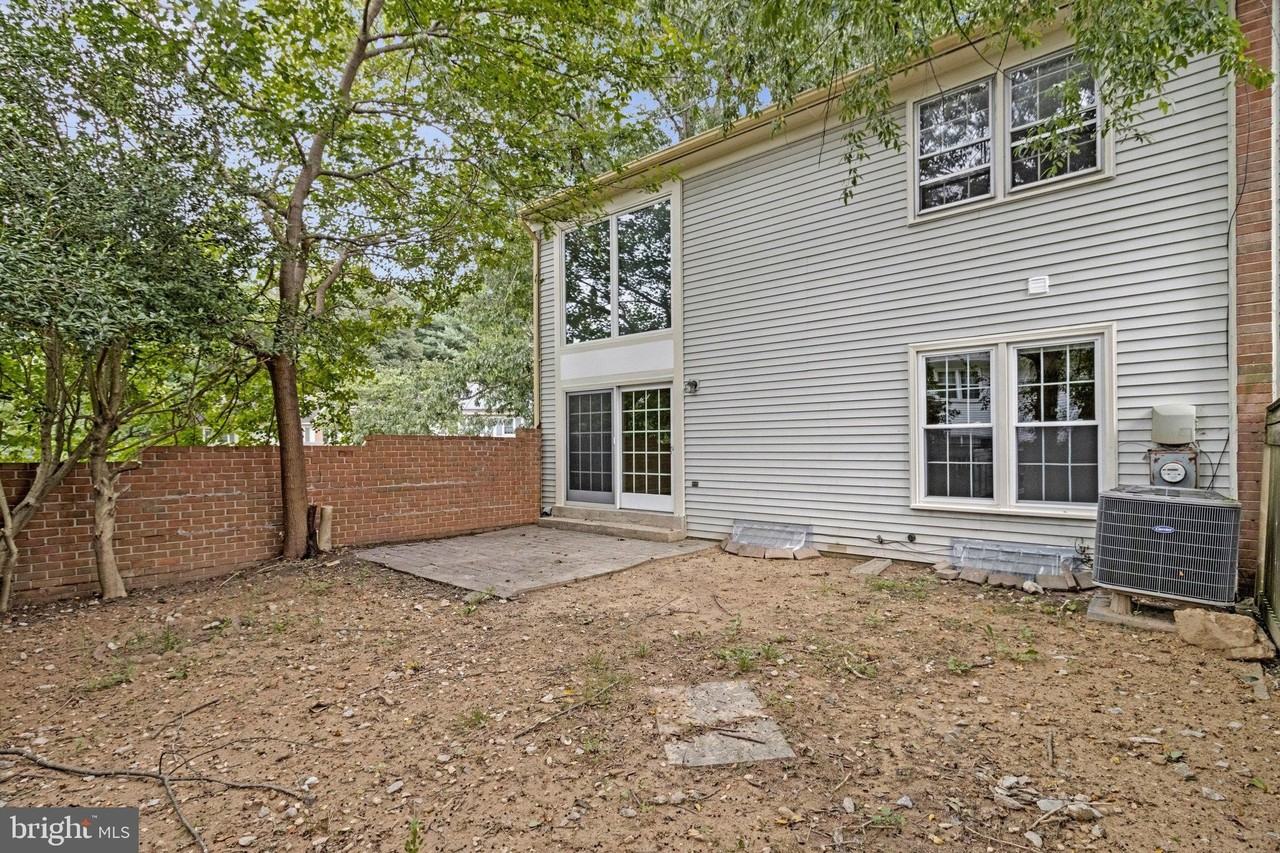 20130 Waringwood Way - Photo 3 of 19