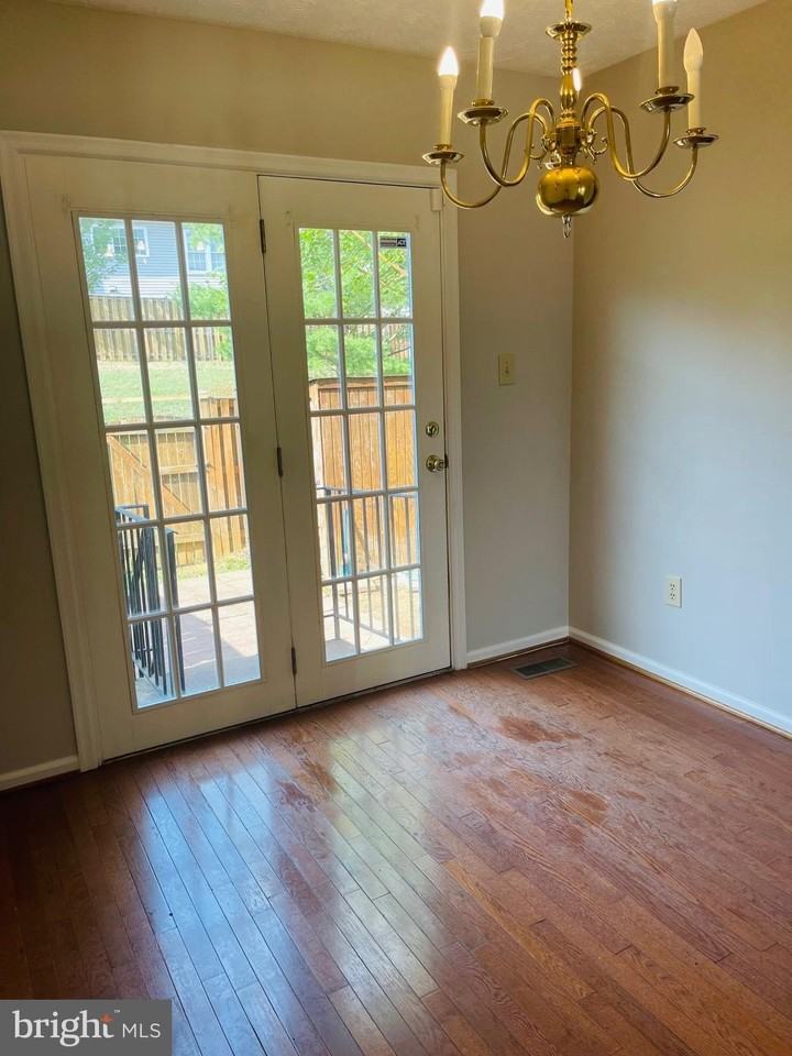4462 Regalwood Ter - Photo 4 of 36