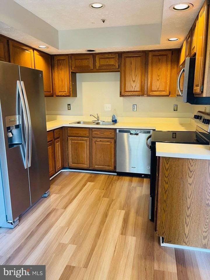 4462 Regalwood Ter - Photo 6 of 36