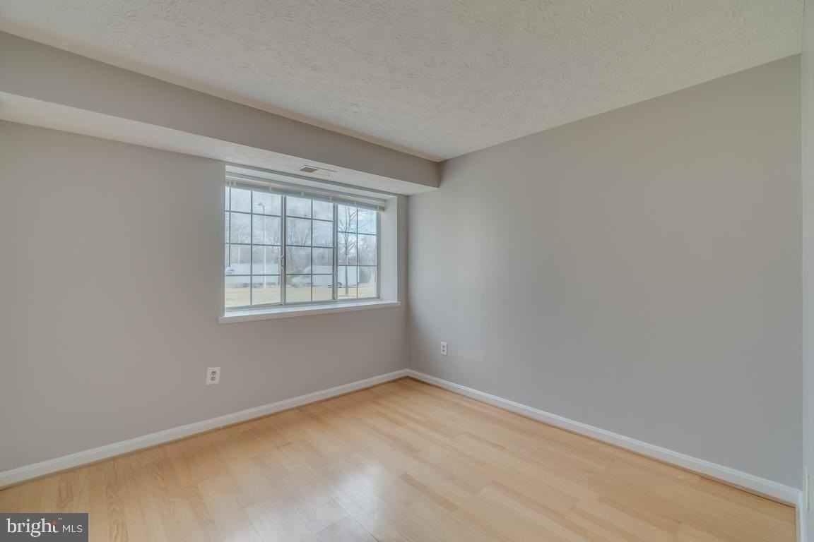12201 Peach Crest Dr #901C - Photo 3 of 11