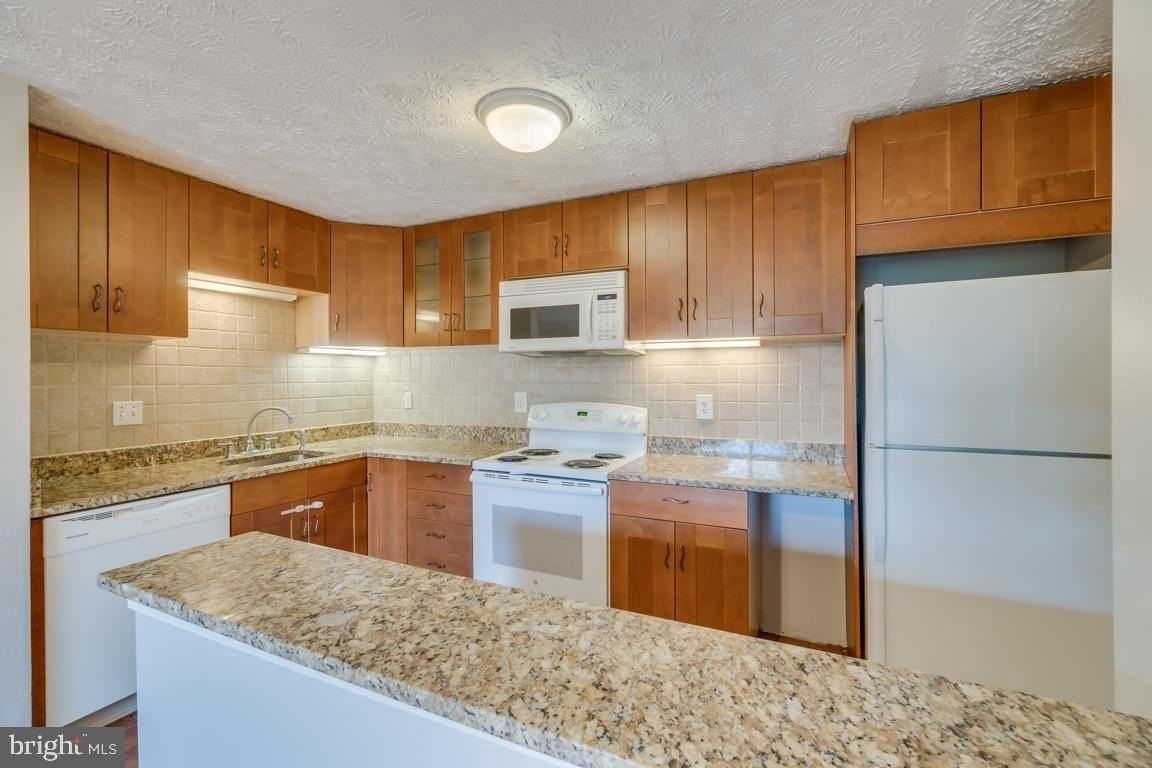 12201 Peach Crest Dr #901C - Photo 4 of 11