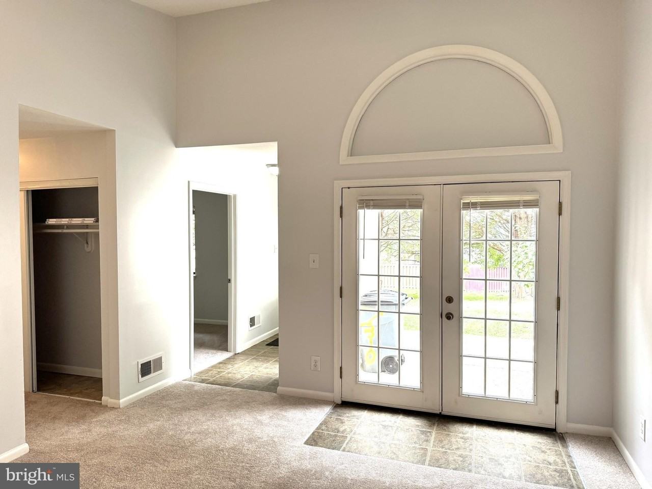 7310 Mandan Rd - Photo 5 of 21
