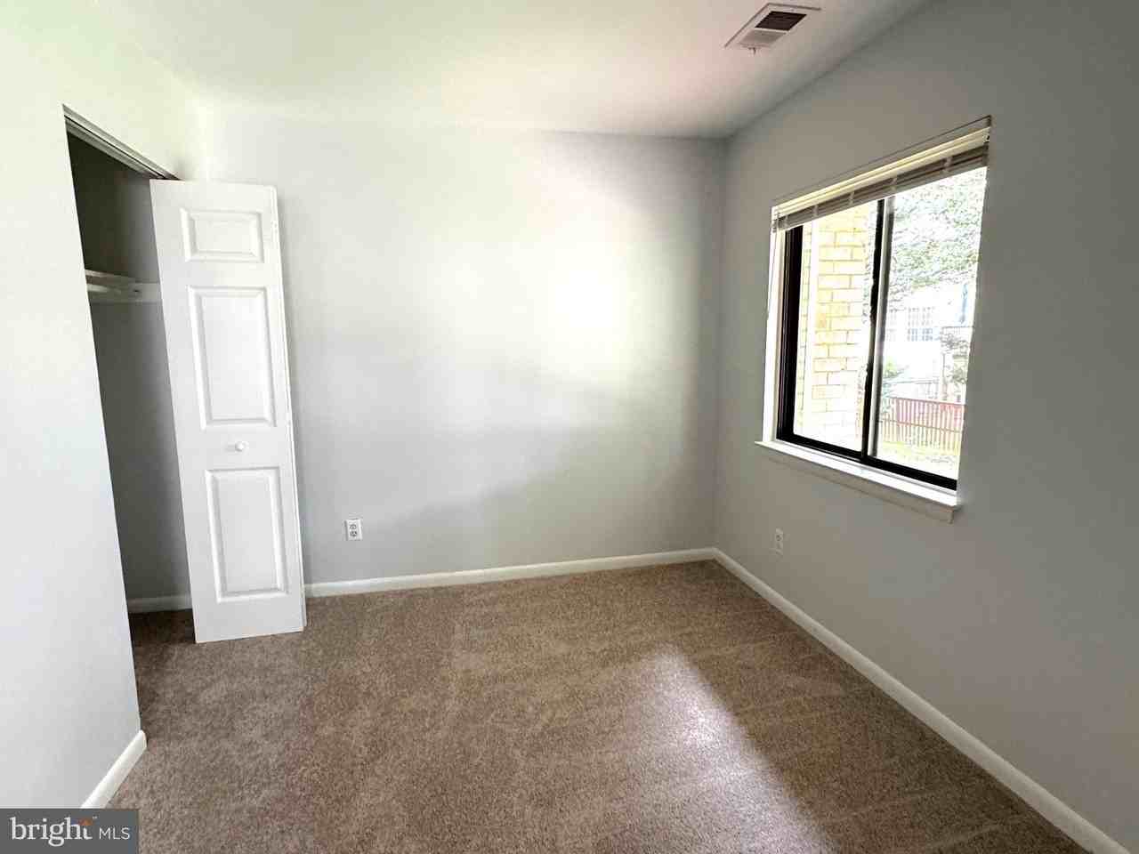 7310 Mandan Rd - Photo 7 of 21