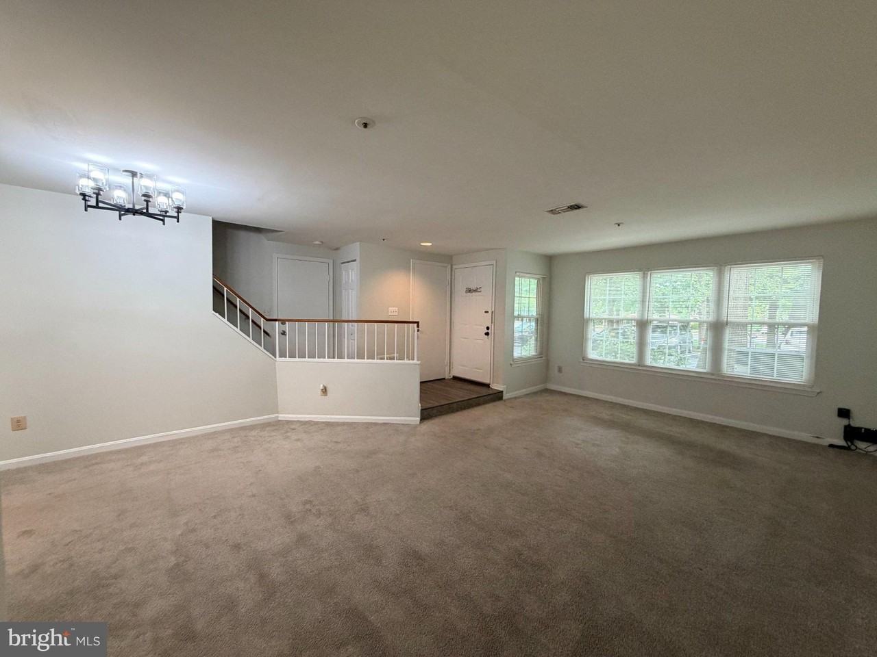 4834 Brookstone Ter #10 - Photo 4 of 36