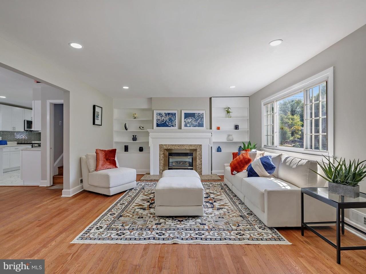 4502 Elmwood Rd - Photo 5 of 50