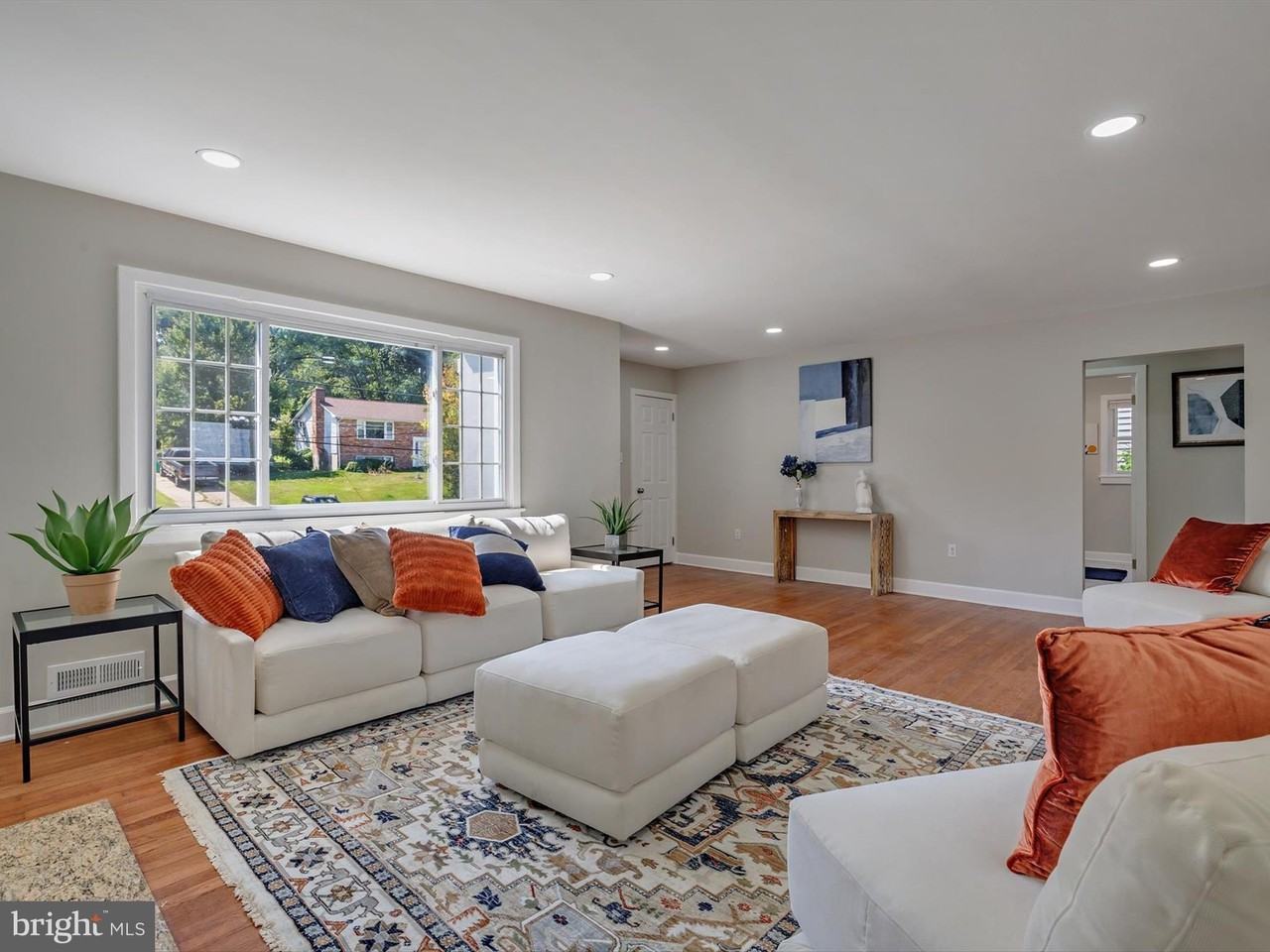 4502 Elmwood Rd - Photo 6 of 50