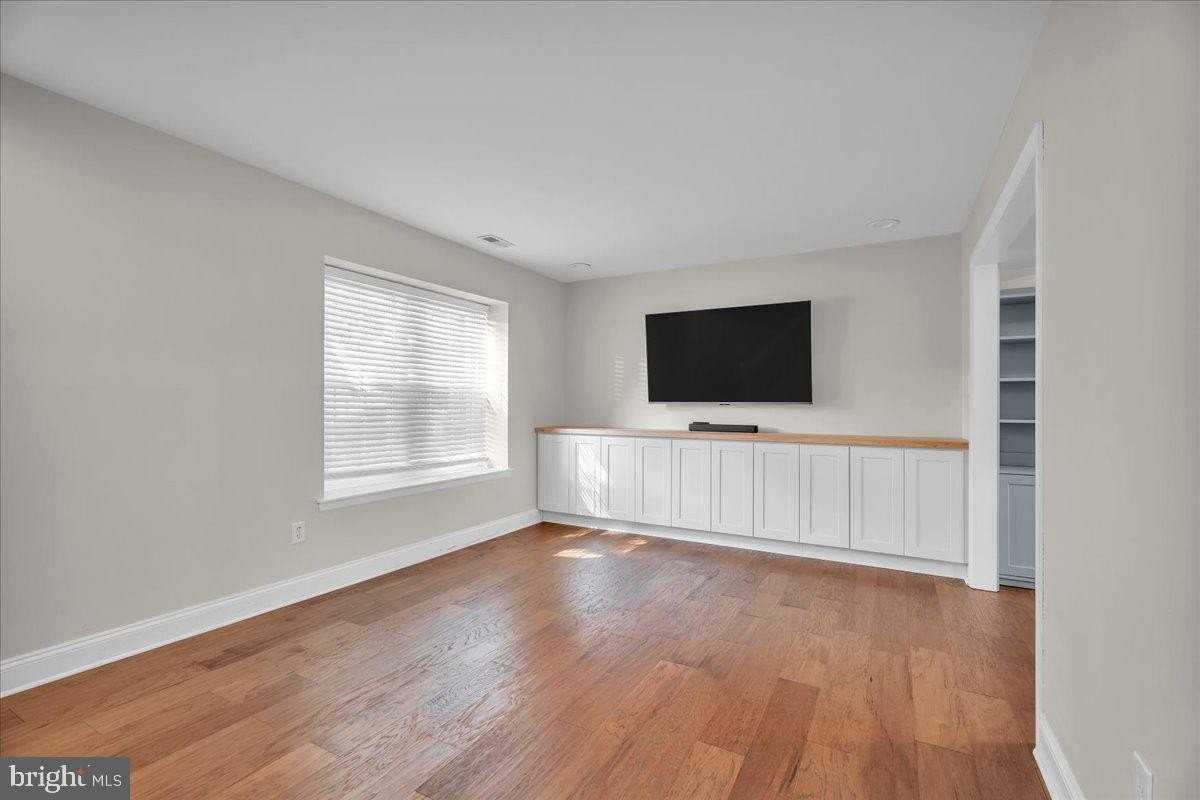 166 Stratton Ln - Photo 6 of 24