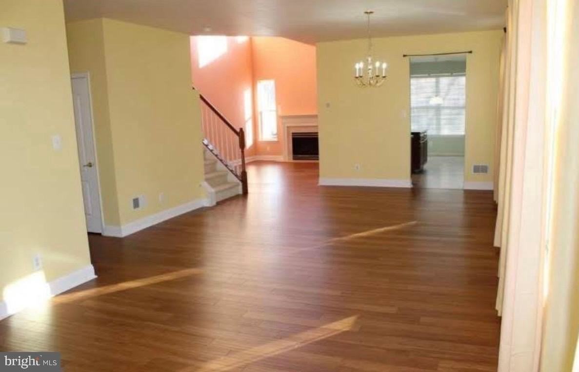 224 Starboard Way - Photo 2 of 7