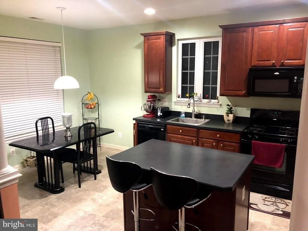 224 Starboard Way - Photo 4 of 7