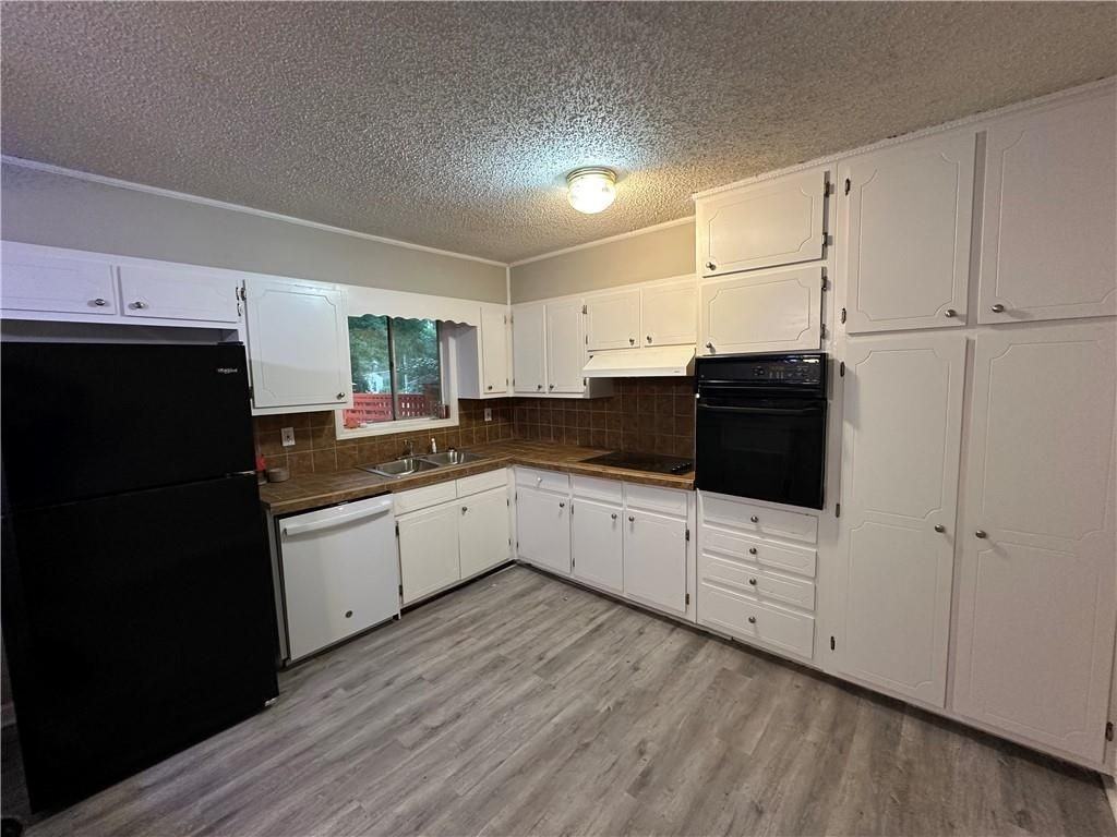 422 Emmett St - Photo 2 of 17