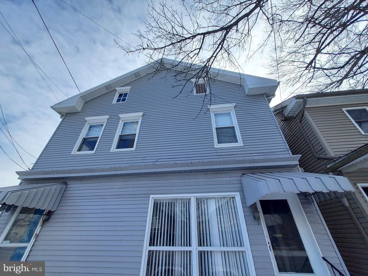 213B Lincoln Way W - Photo 2 of 15