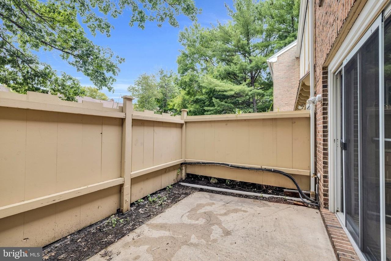 55 Medinah Dr - Photo 4 of 37
