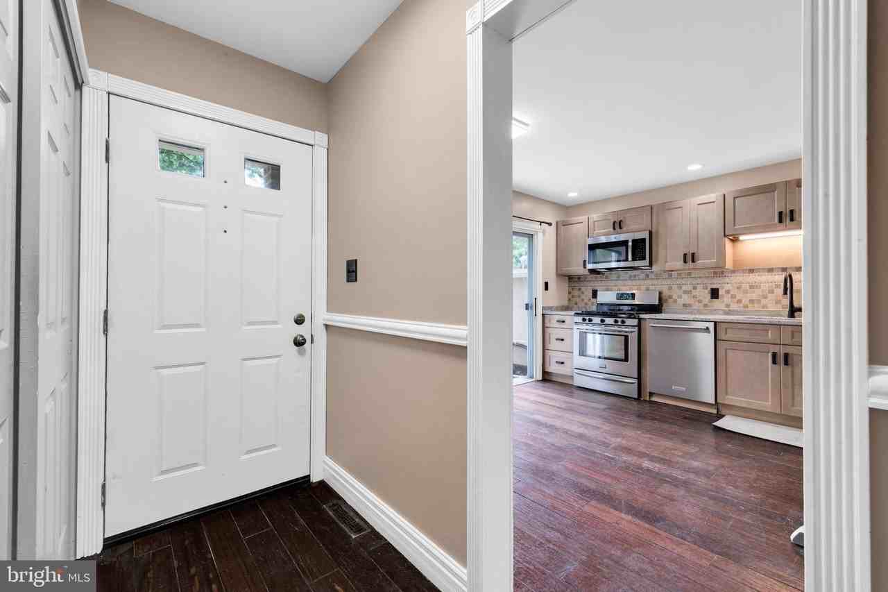 55 Medinah Dr - Photo 5 of 37