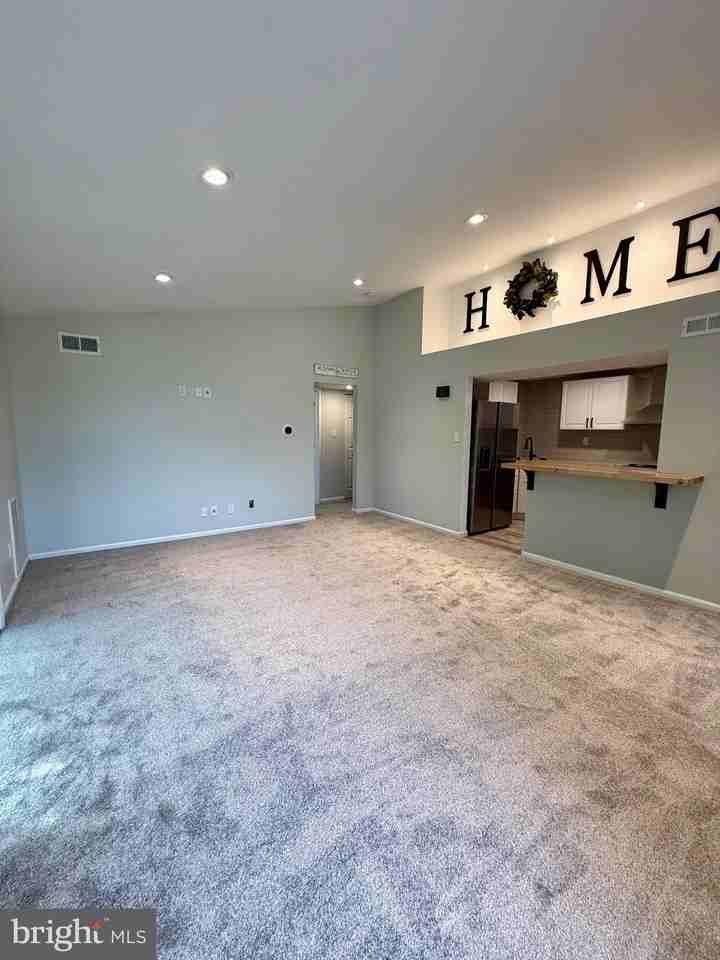 28022 Beacon Hill Dr - Photo 7 of 17