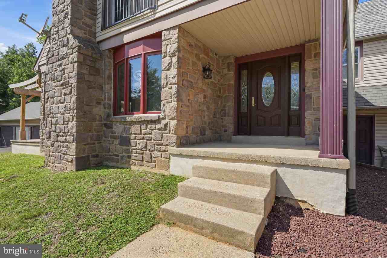 612 Bustleton Pike - Photo 3 of 50