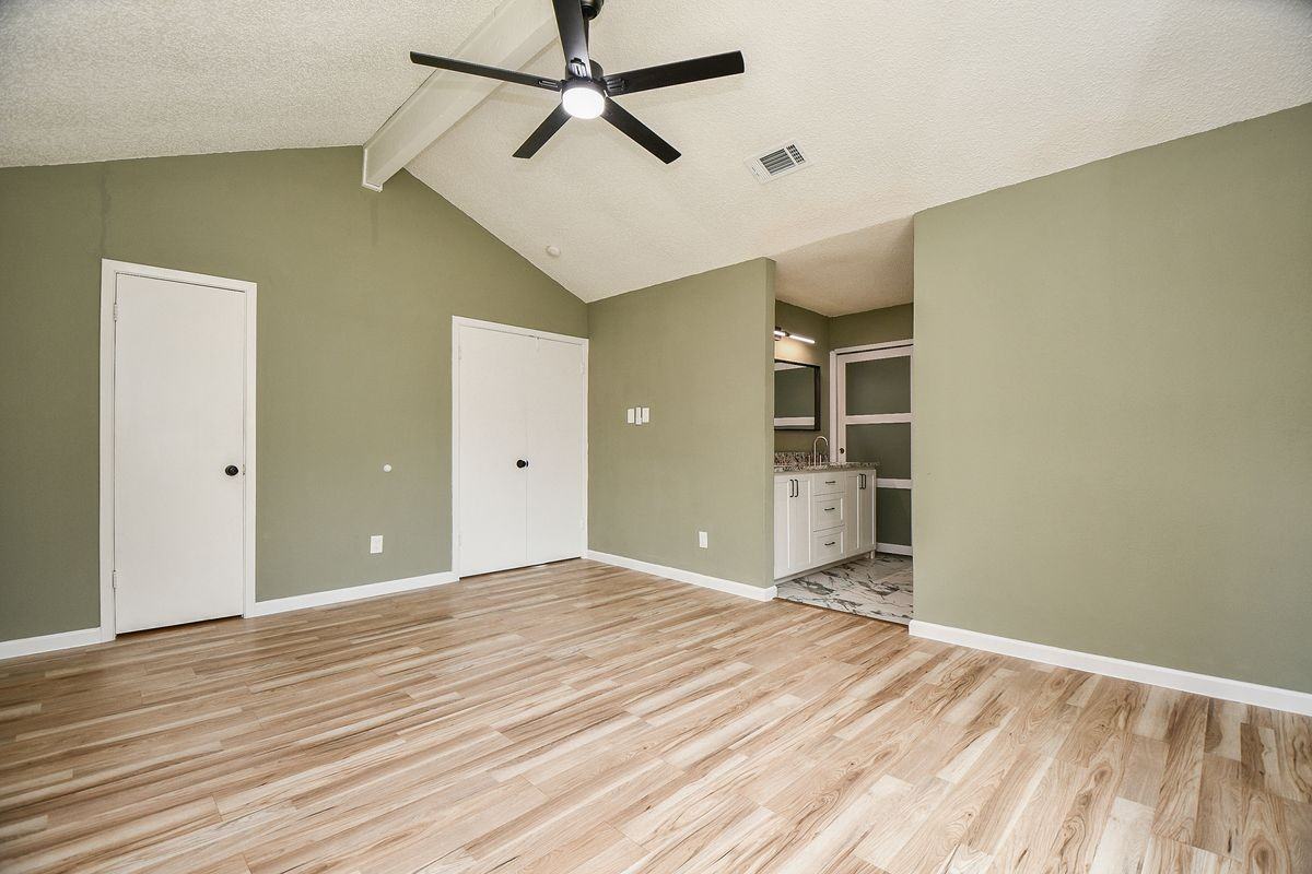17022 Quail Park Dr - Photo 3 of 33