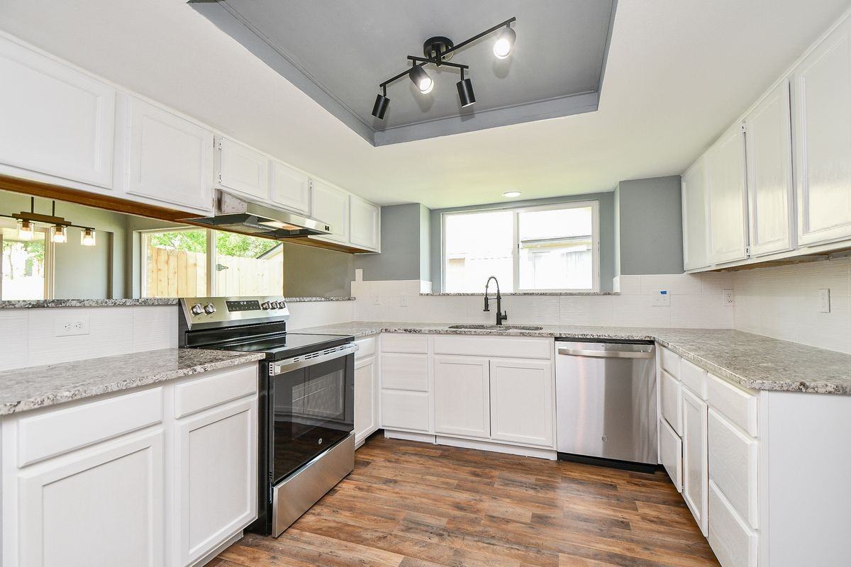 17022 Quail Park Dr - Photo 6 of 33