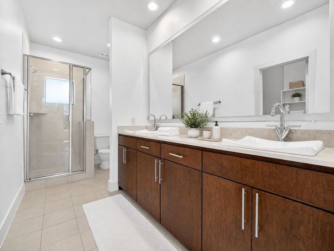 3930 Bowser Ave ##10 - Photo 4 of 32