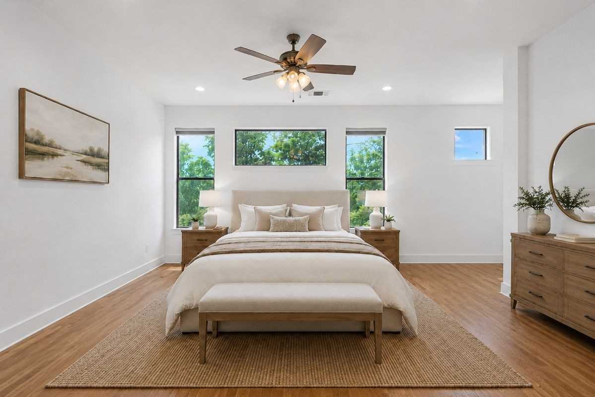3930 Bowser Ave ##10 - Photo 5 of 32