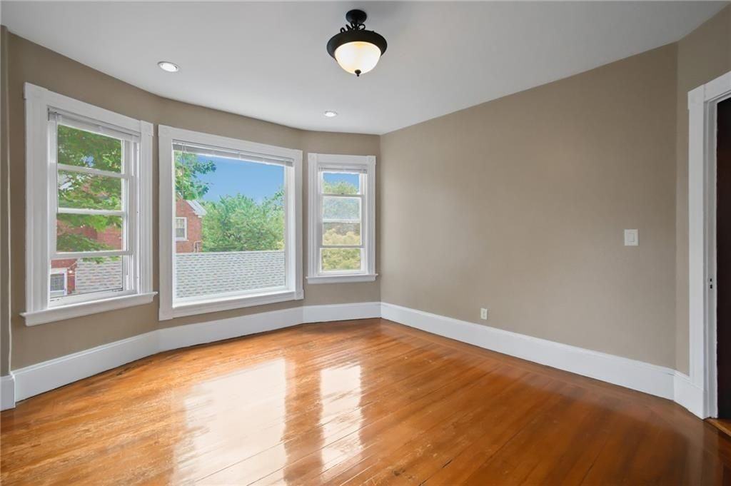 3 Thurston Ave ##2 - Photo 7 of 36