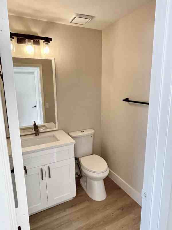 12149 Nw 34th St - Photo 7 of 37