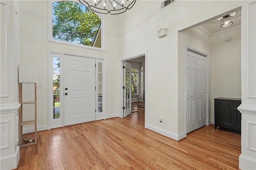 4315 Rosemont Dr - Photo 4 of 27