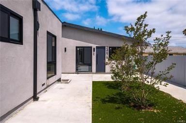 24676 Woodward Ave - Photo 4 of 23