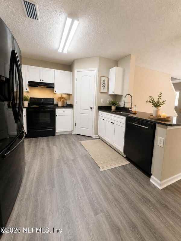 7772 Playschool Ln - Photo 4 of 23