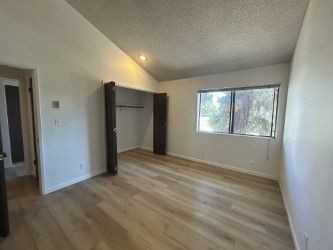 570 Peach St ##11 - Photo 6 of 12