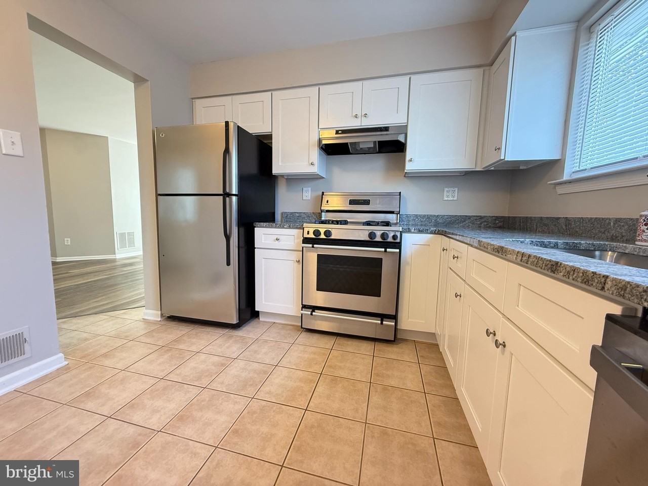 63 Hillcroft Way - Photo 5 of 12