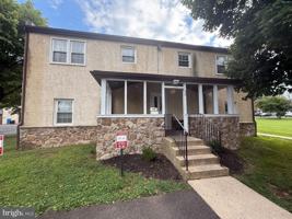 featured image of 50 Walnut Ave #2B